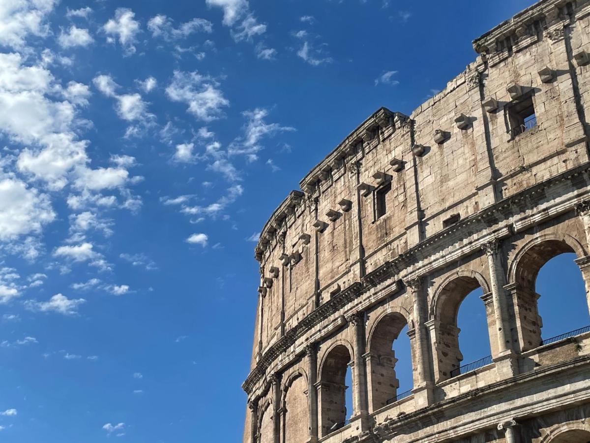 Colosseo Gardens - My Extra